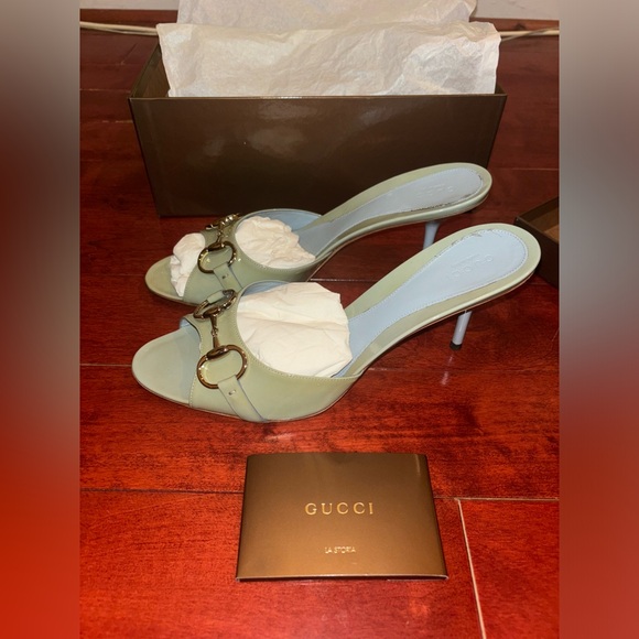 VINTAGE GUCCI KITTEN PUMP - Picture 13 of 16